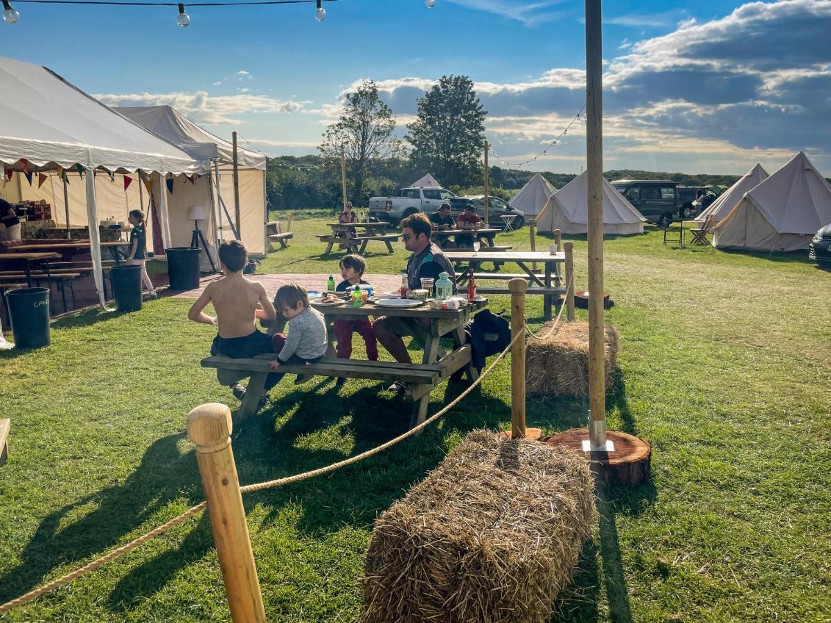 Silverstone Glamping And Pre-Pitched Camping With Intentsgp Ξενοδοχείο Εξωτερικό φωτογραφία